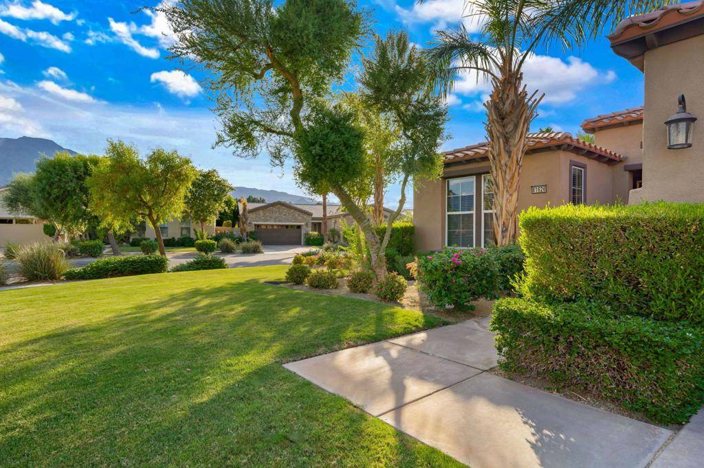 La Quinta, CA 92253,81626 Prism DR