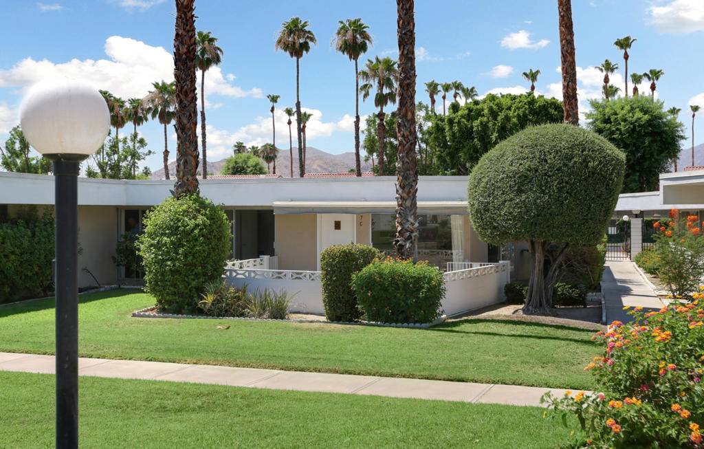 Palm Springs, CA 92264,2033 E Ramon RD #20