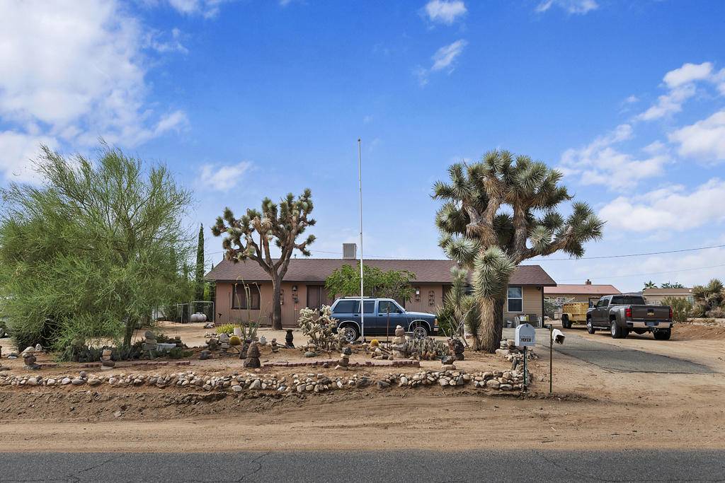 Yucca Valley, CA 92284,58407 Campanula ST