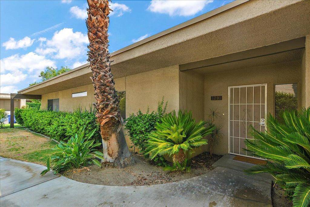 Palm Springs, CA 92262,1291 Tiffany CIR N