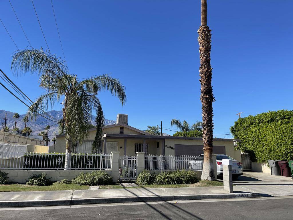 Cathedral City, CA 92234,31933 Avenida La Gaviota