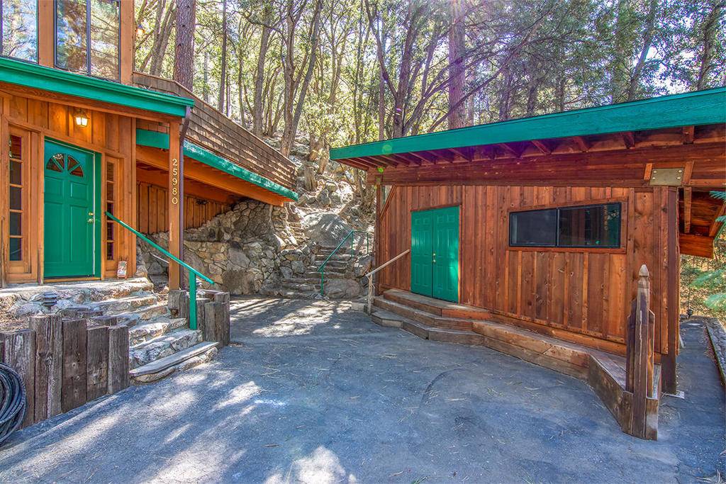 Idyllwild, CA 92549,25980 Scenic DR