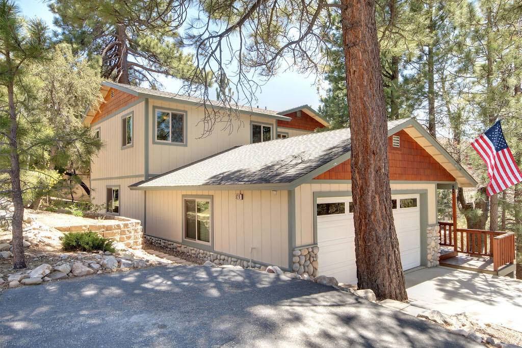 Big Bear, CA 92314,620 Villa Grove AVE