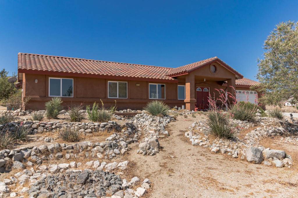 Pinon Hills, CA 92372,381 Calaveras RD