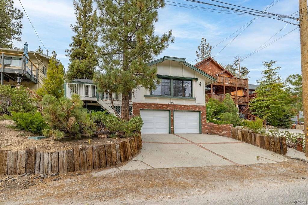 Big Bear, CA 92315,39050 Bayview LN