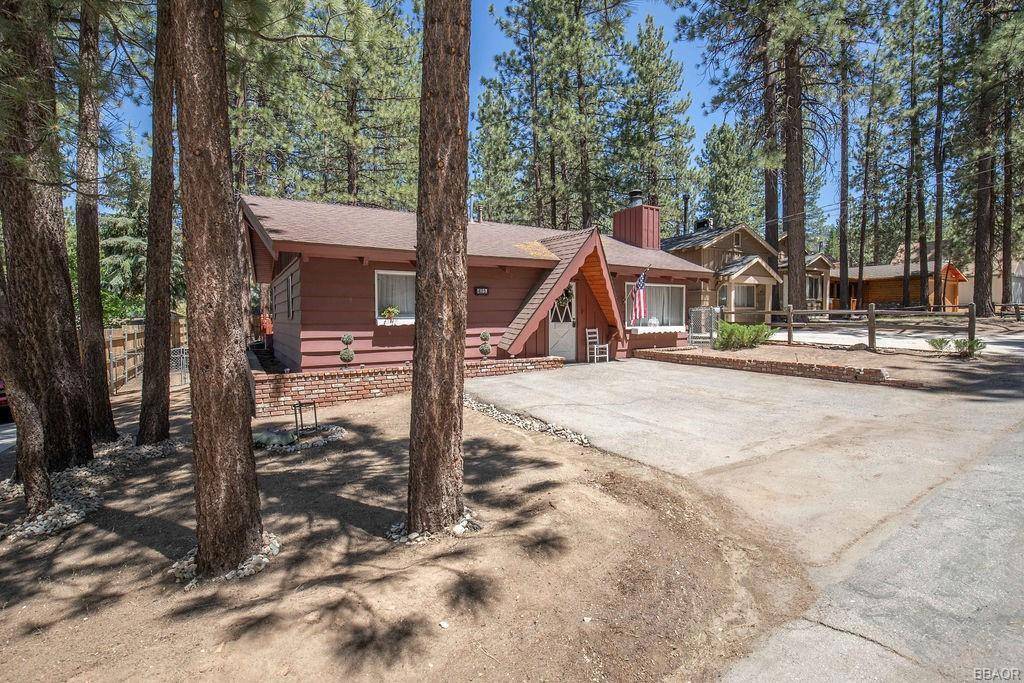 Big Bear, CA 92315,403 Eureka DR