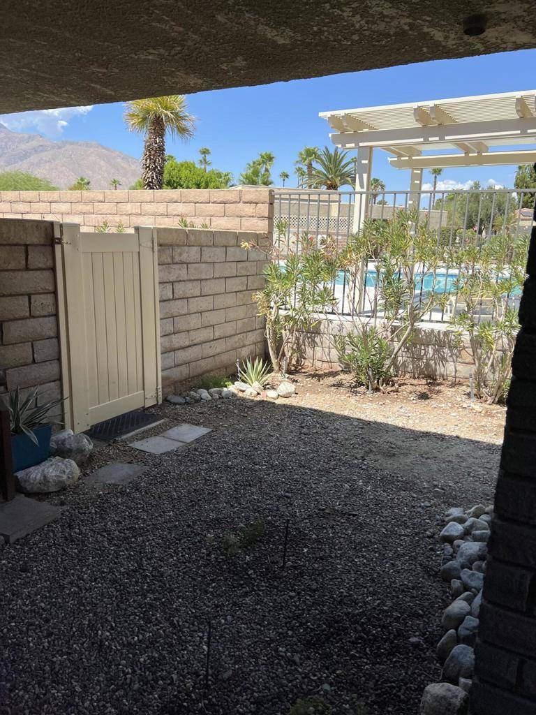 Palm Springs, CA 92262,1629 Sunflower CT N