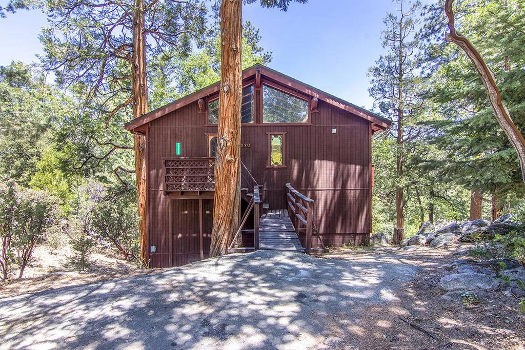 Idyllwild, CA 92549,25270 Lakeview DR