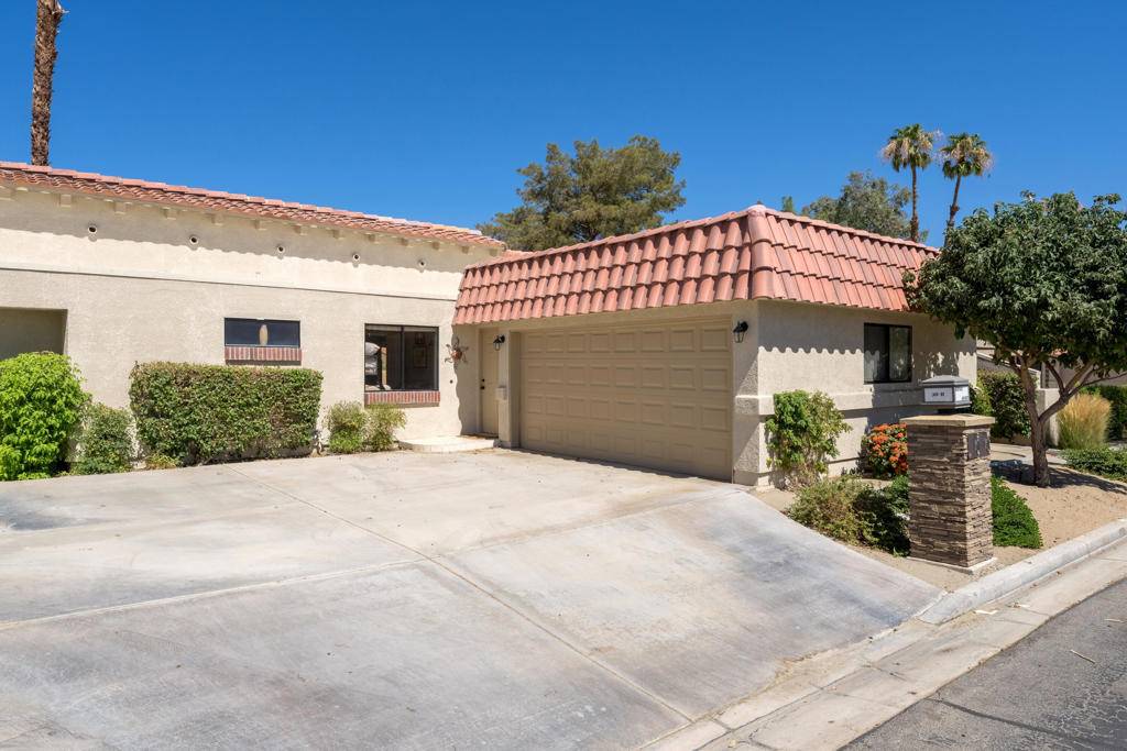 Palm Desert, CA 92211,40747 Preston TRL