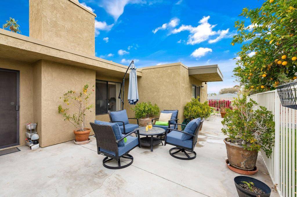 Palm Desert, CA 92260,74230 Santa Rosa CIR