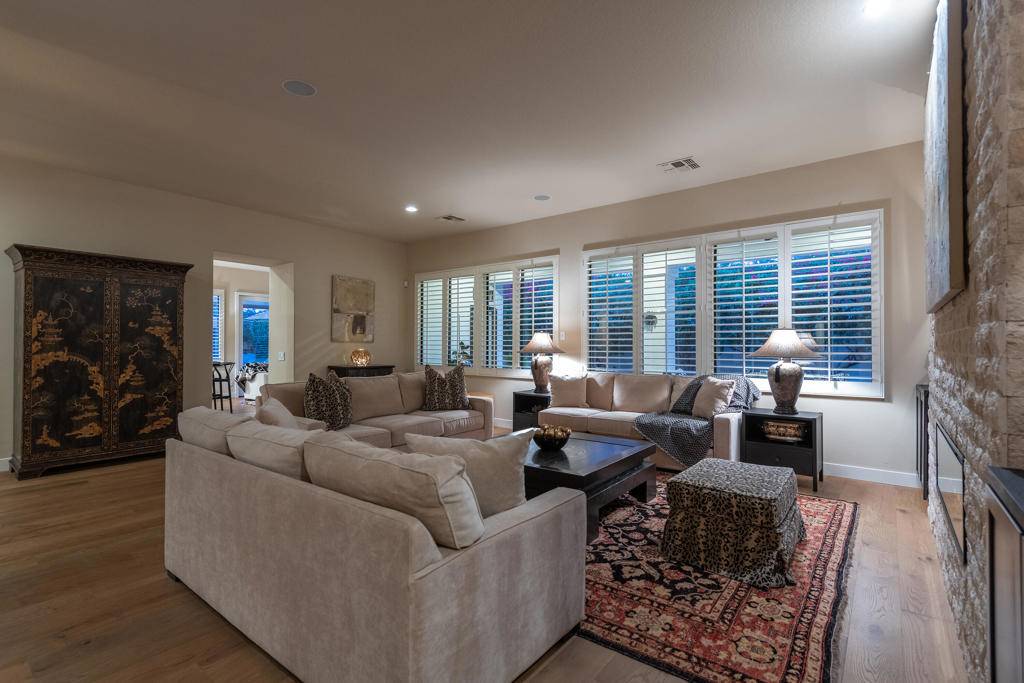 Rancho Mirage, CA 92270,54 San Fernando