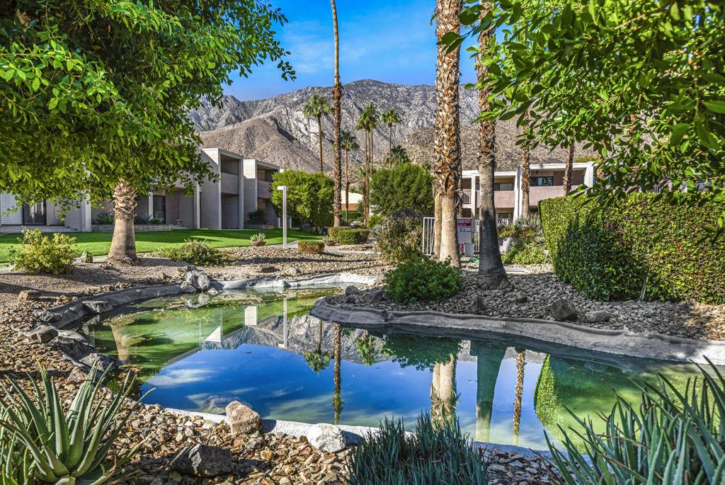 Palm Springs, CA 92264,2696 S Sierra Madre #F14