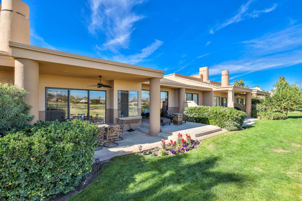 55764 Oak Tree La Quinta, CA 92253