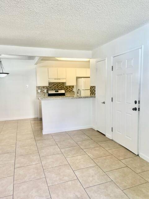 Indio, CA 92201,44260 Monroe ST #9