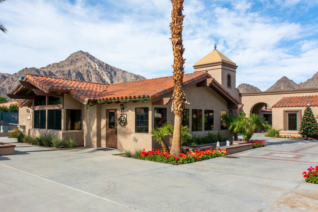 La Quinta, CA 92253,48110 Calle Seranas