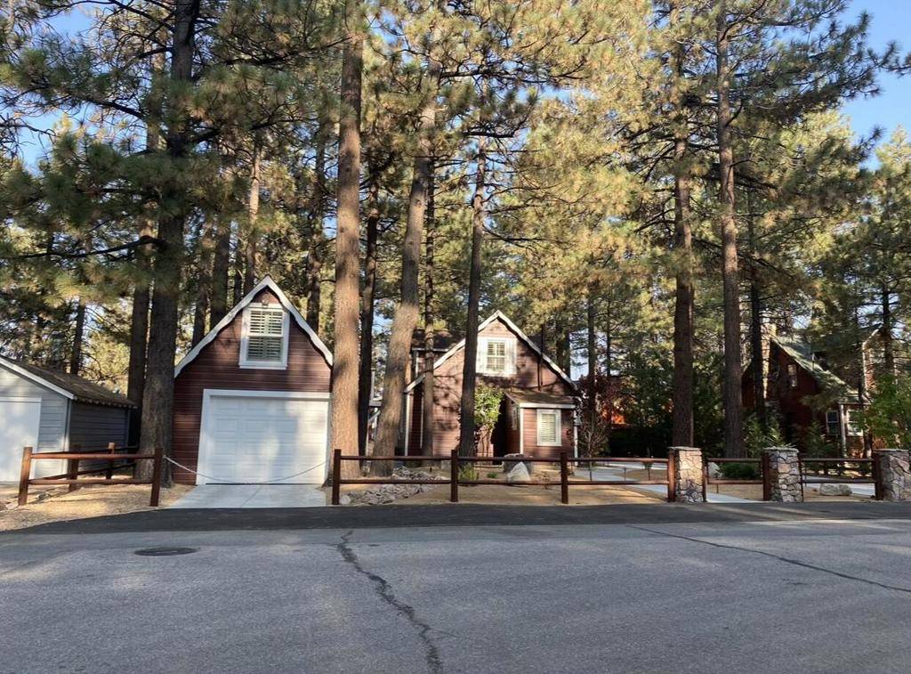 Big Bear, CA 92315,551 Timber LN