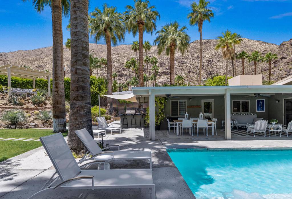 Palm Springs, CA 92264,275 Ridge RD