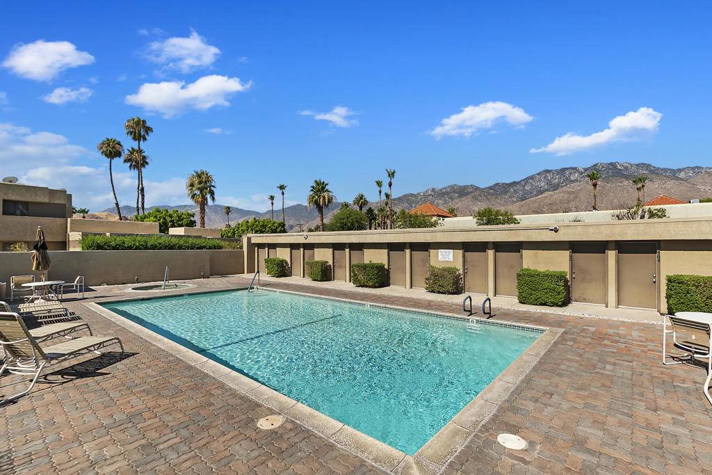 Palm Springs, CA 92262,479 Bradshaw LN #8