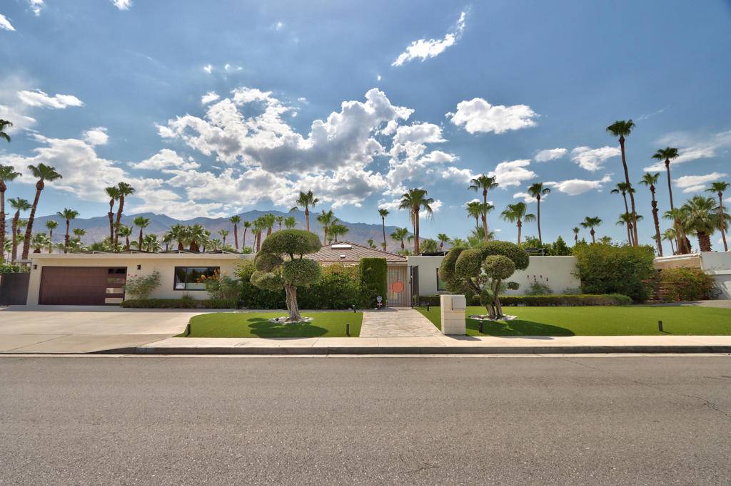 Palm Springs, CA 92262,541 N Cerritos DR