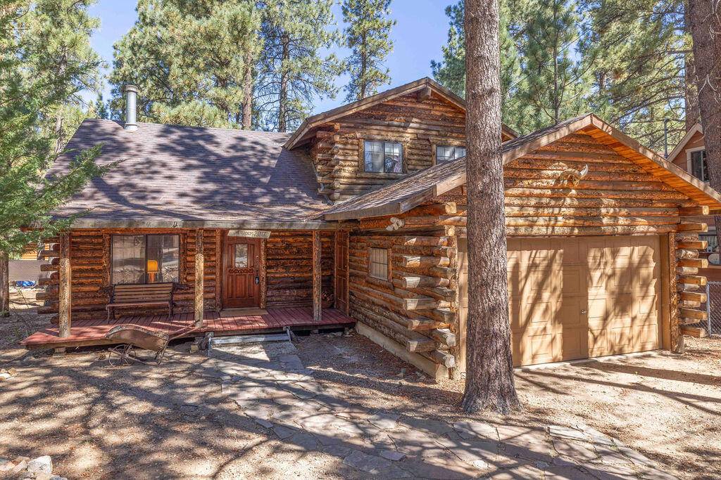 Big Bear, CA 92314,2017 Mahogany LN