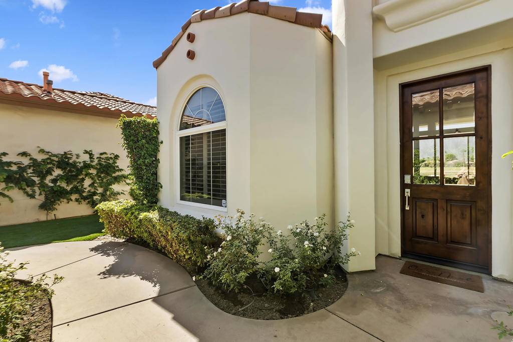 La Quinta, CA 92253,79568 Mission DR E