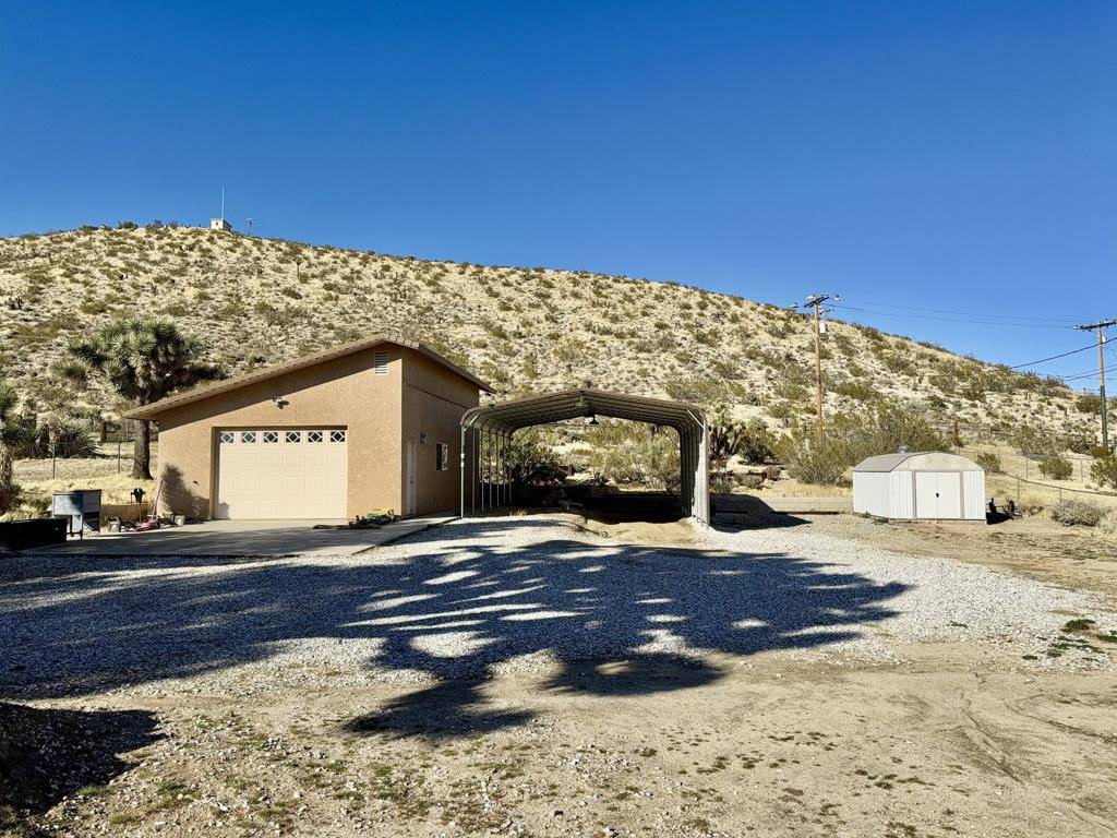 Yucca Valley, CA 92284,57884 Carlyle DR