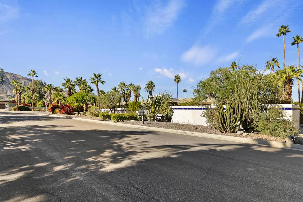 Palm Desert, CA 92260,73216 Pinyon ST