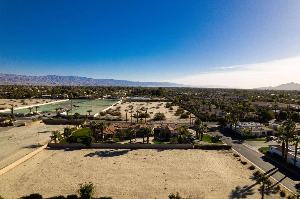 Rancho Mirage, CA 92270,2 Carrera PL