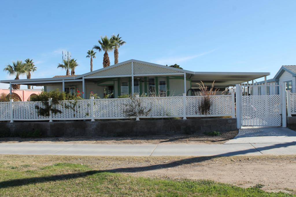 Blythe, CA 92225,3589 Wells Rd #72