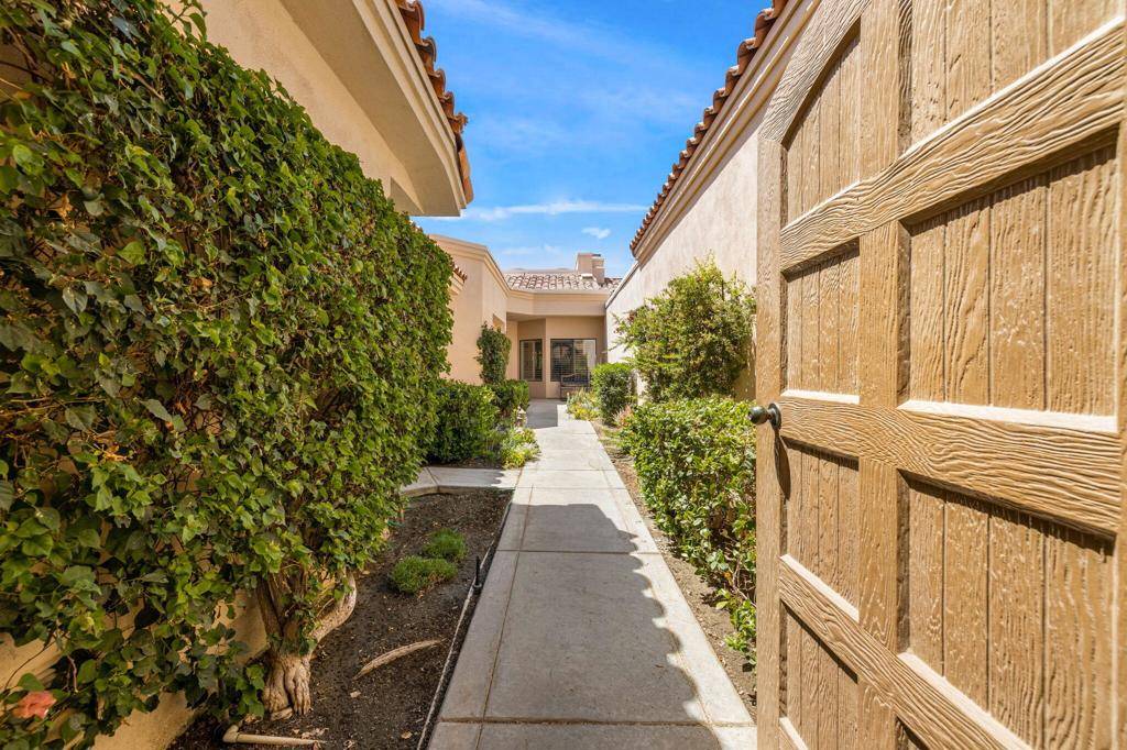 La Quinta, CA 92253,54668 Inverness WAY