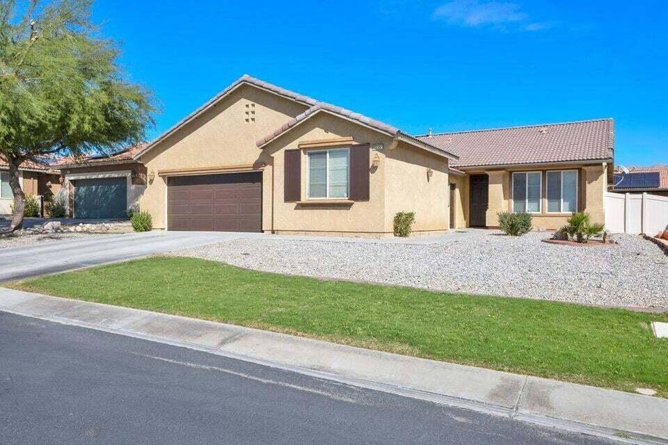 Desert Hot Springs, CA 92240,65358 Osprey LN