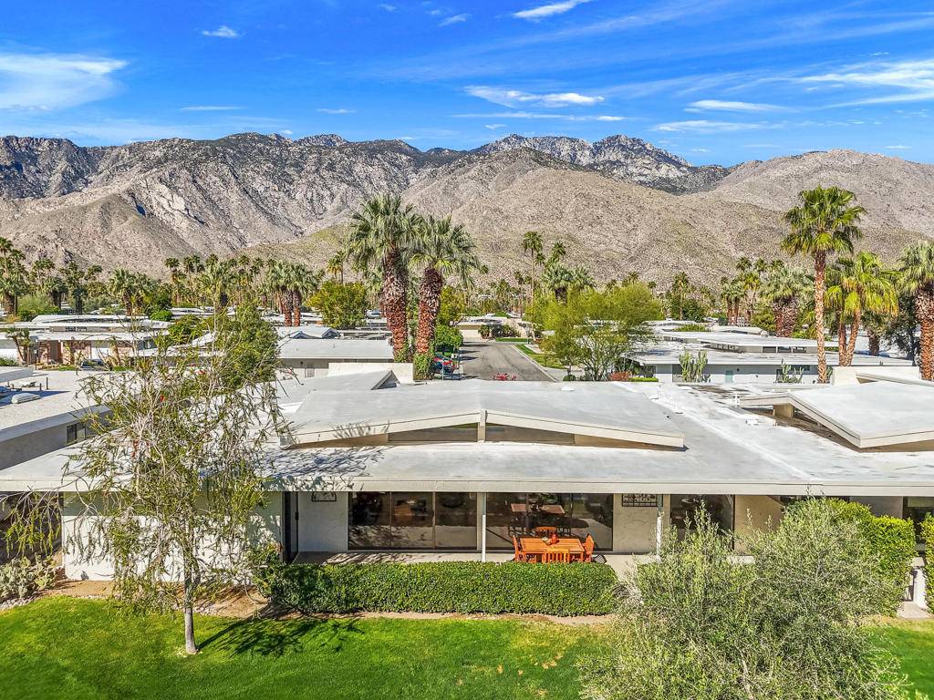 Palm Springs, CA 92264,2410 Camino Vida