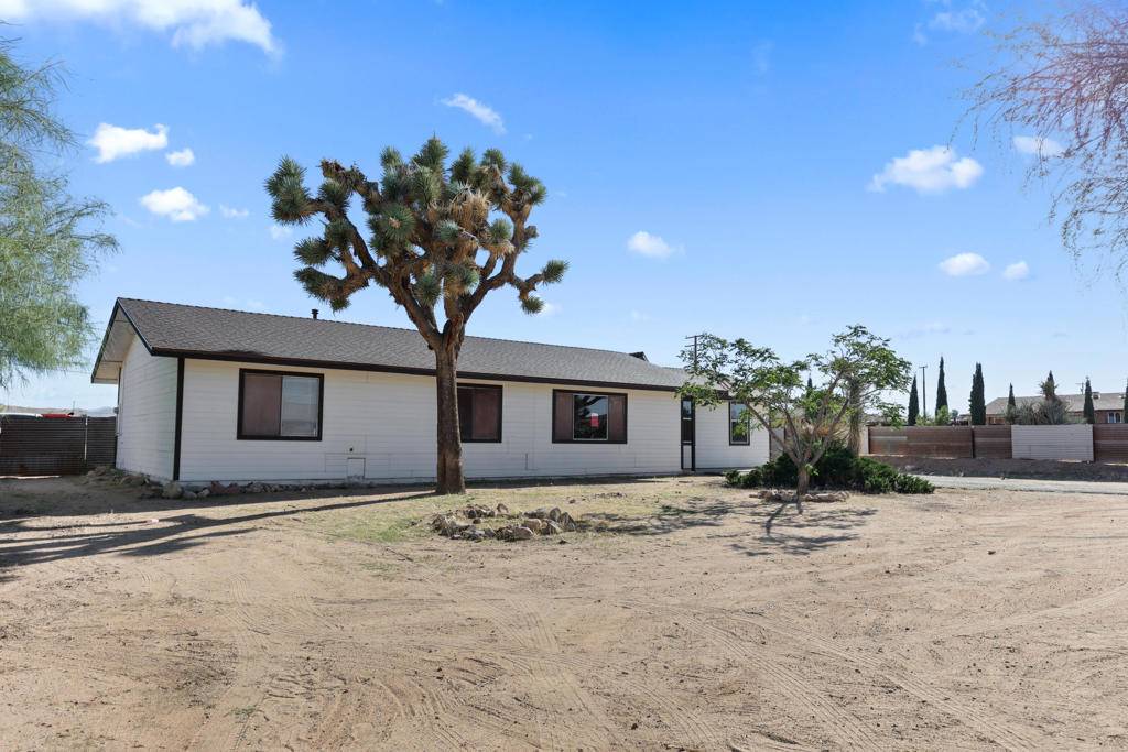 Yucca Valley, CA 92284,58407 Campanula ST