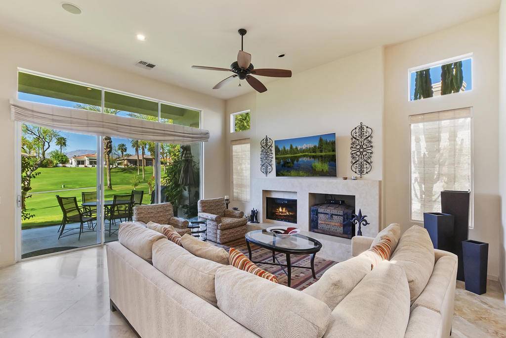 Palm Desert, CA 92211,359 Desert Holly DR