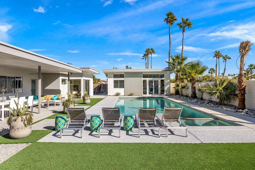 Palm Springs, CA 92262,2413 E El Alameda