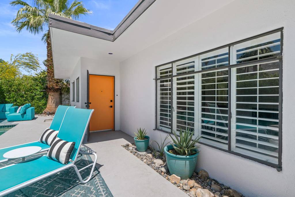 Palm Springs, CA 92264,634 S Vista Oro