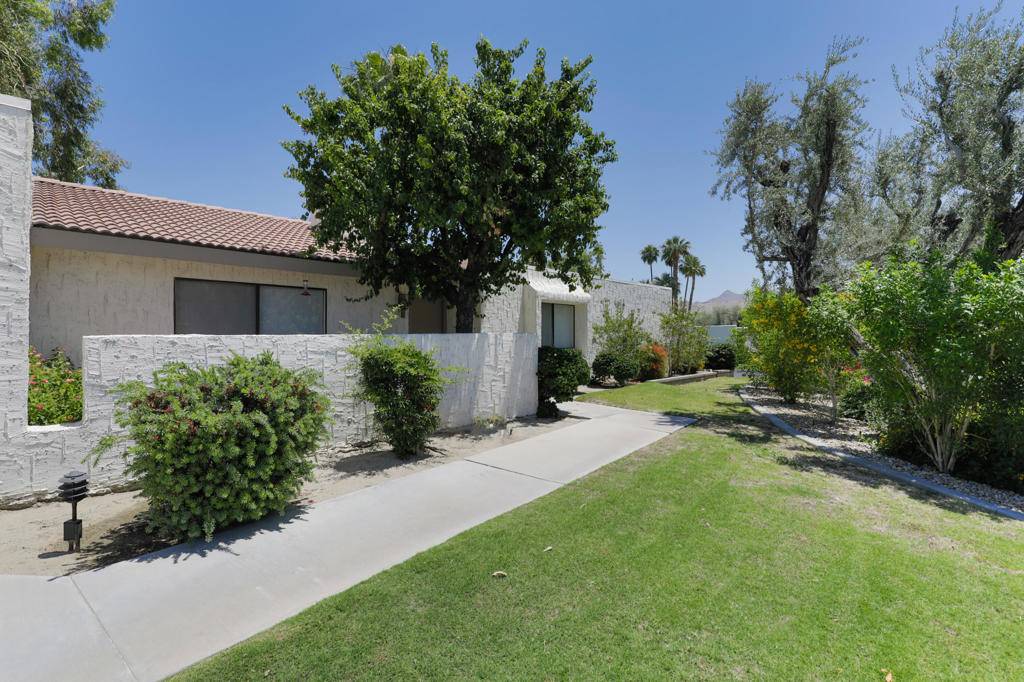 Palm Springs, CA 92264,532 W Sunshine CIR