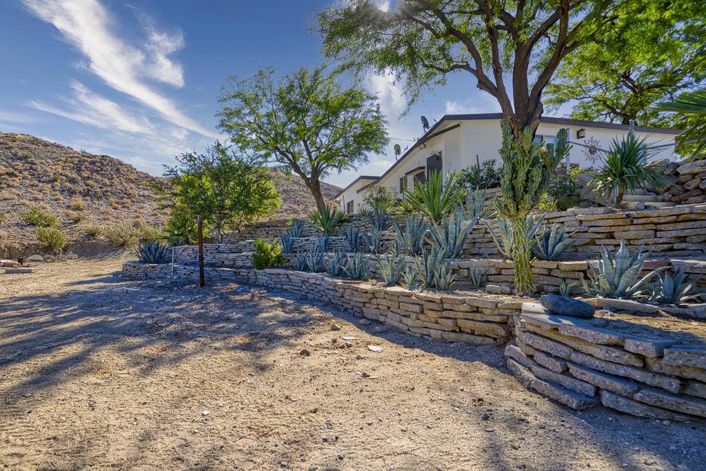 Desert Hot Springs, CA 92241,16430 Evans LN