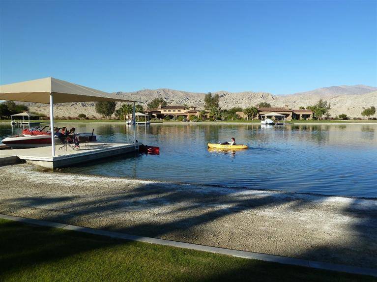 Indio, CA 92203,83015 Shore DR #11