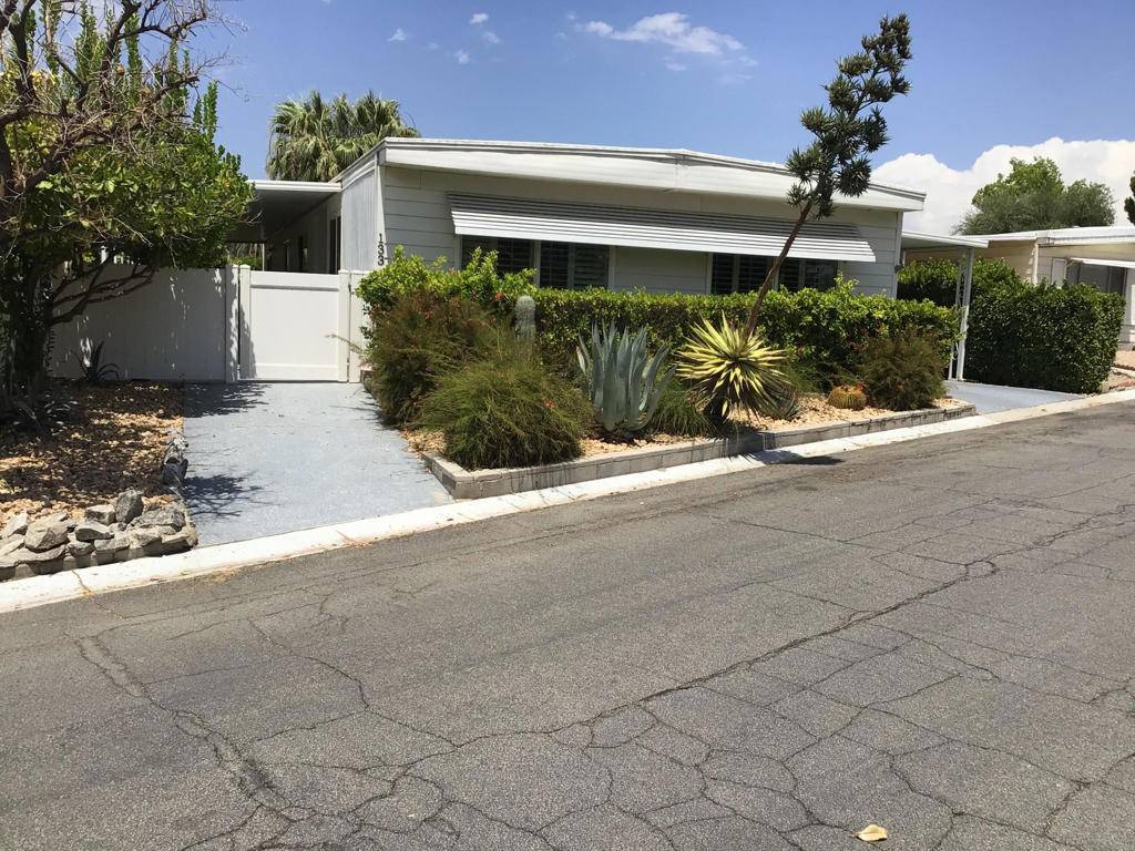 Palm Springs, CA 92264,133 Calle Arriba