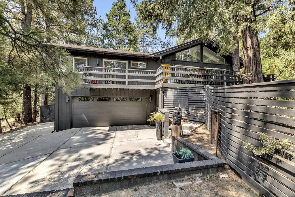 Idyllwild, CA 92549,25651 Cedar Glen DR