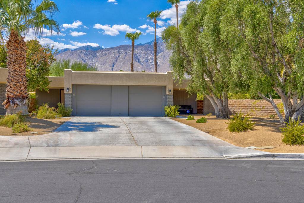 Palm Springs, CA 92262,1549 Sunflower CT S