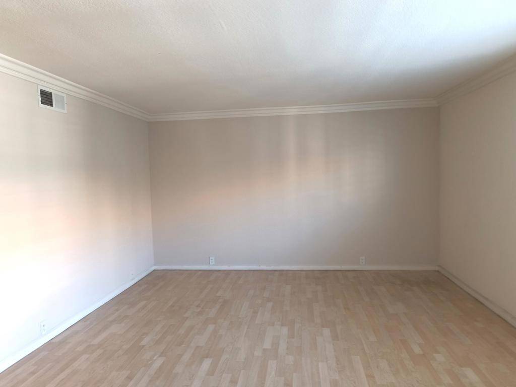 Palm Springs, CA 92262,400 N Sunrise WAY #220