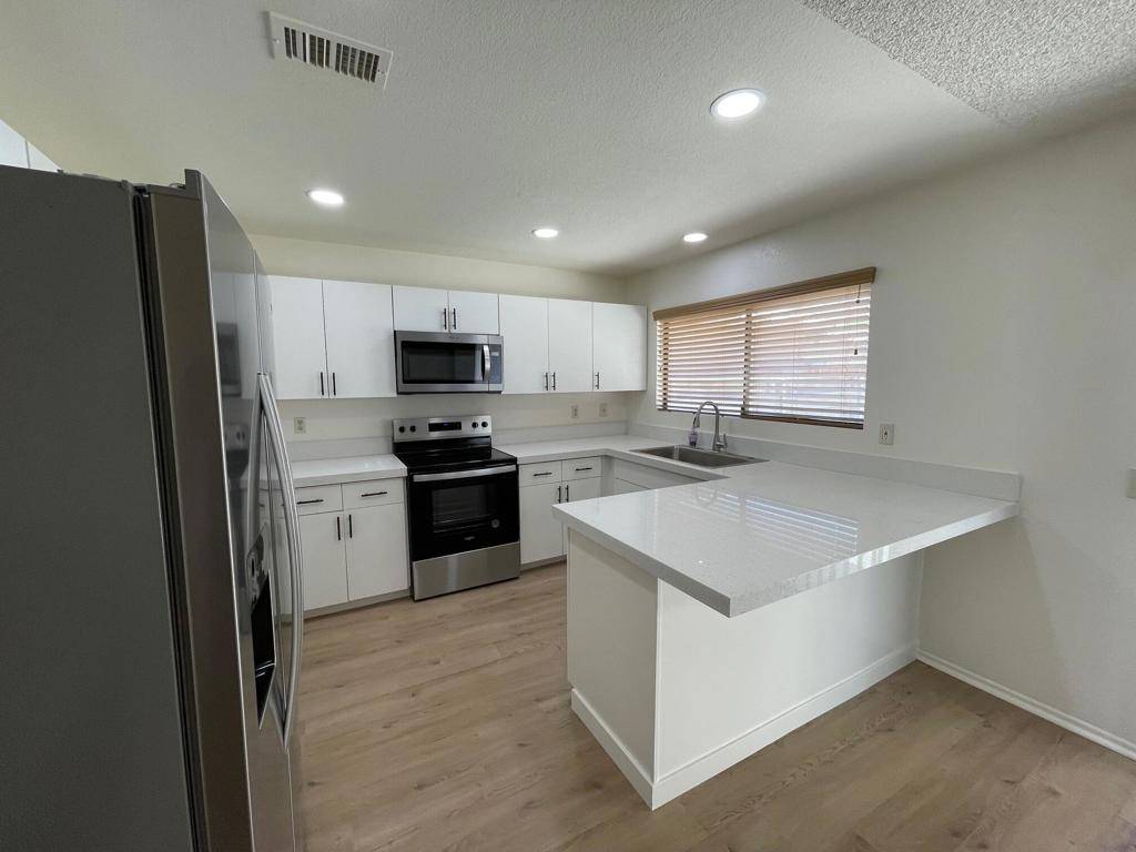 La Quinta, CA 92253,52105 Avenida Alvarado