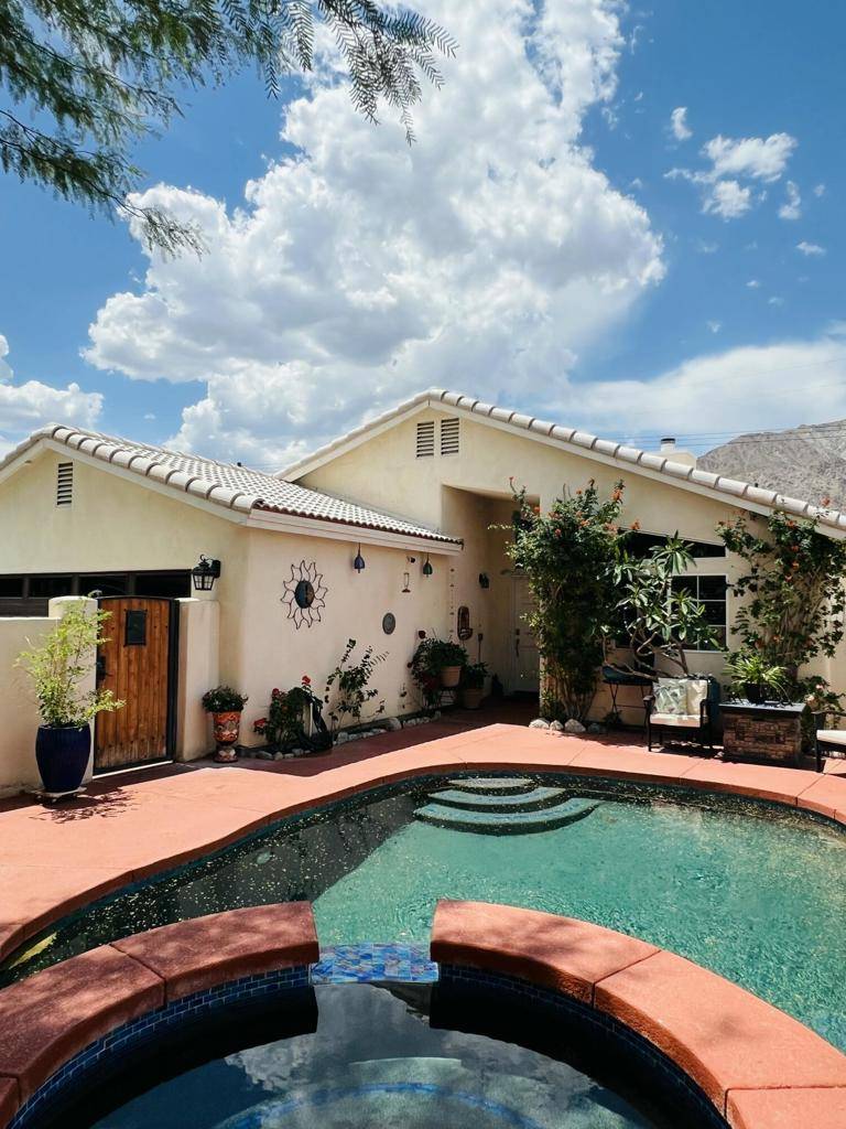 La Quinta, CA 92253,52945 Avenida Herrera