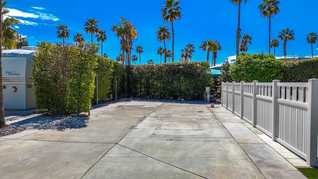 Cathedral City, CA 92234,69411 Ramon RD #42