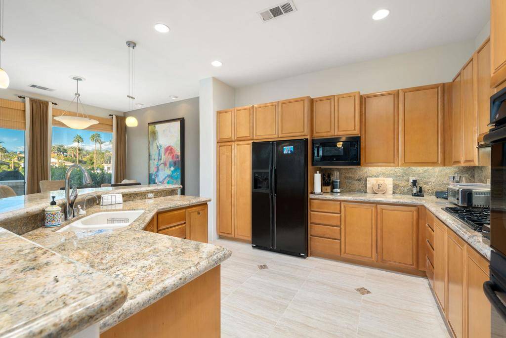 79440 Azahar La Quinta, CA 92253