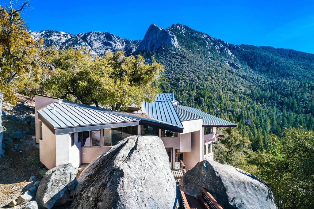 Idyllwild, CA 92549,55290 Forest Haven DR