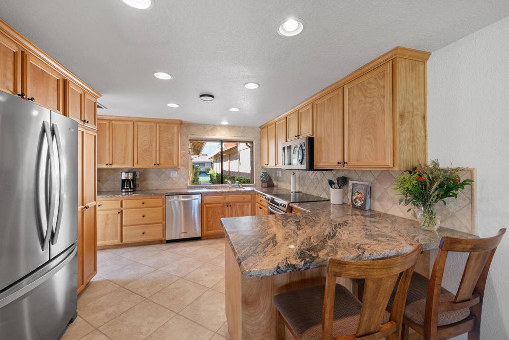 Palm Desert, CA 92260,156 Camino Arroyo S