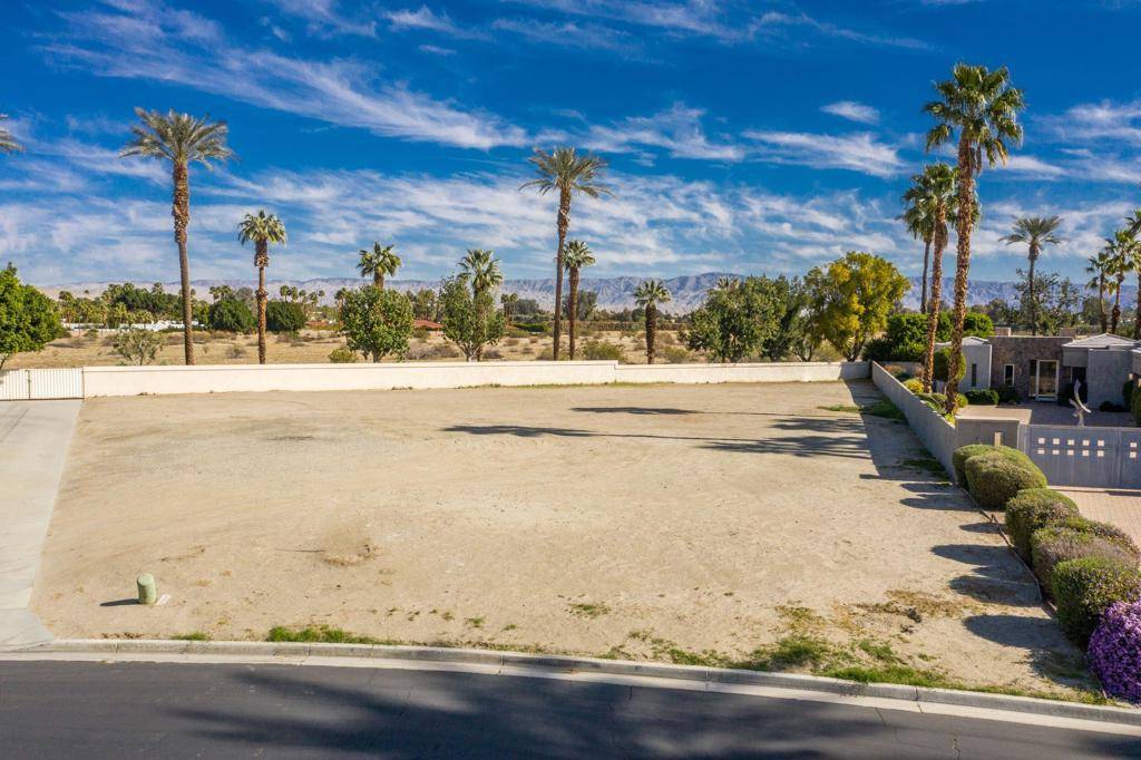 Rancho Mirage, CA 92270,123 Waterford CIR